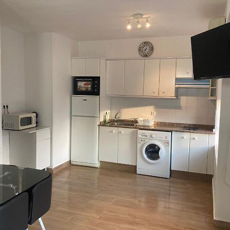 Ferienwohnung Apartamento A 200 Metros De La Playa Dénia Exterior foto